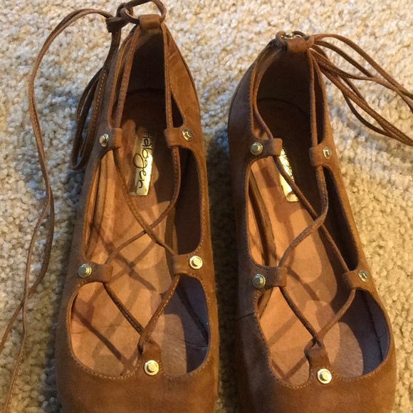 Halogen Flats - Picture 2 of 4